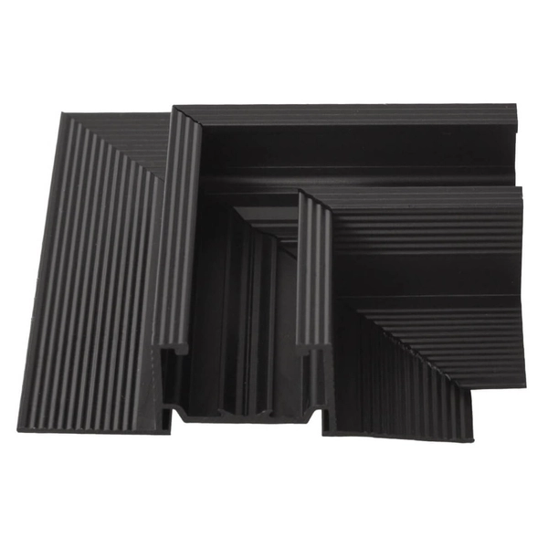 Kątownik do szyn magnetycznych na ścianę/sufit MAX NT0003 czarny