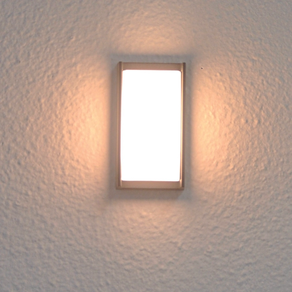 Ścienna lampa ogrodowa Kobe zewnętrzna IP54 outdoor czarna biała