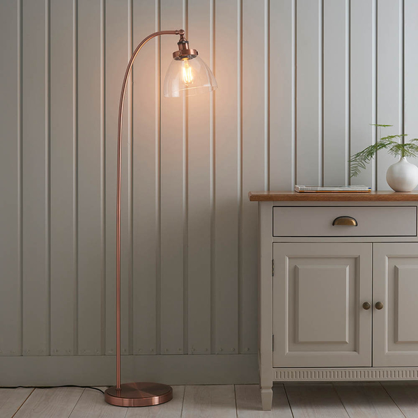 Szklana lampa podłogowa Hansen 77862 do salonu miedziany przezroczysty
