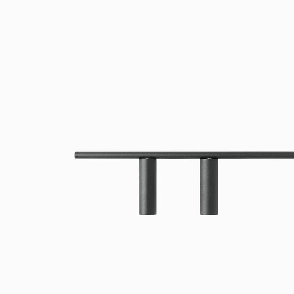 Minimalistyczna lampa ścienna Trevo 1104Y1 do salonu czarna