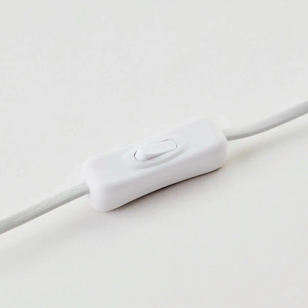 Stołowa lampka do sypialni Ilysa 94569/73 z abażurem biała niebieska