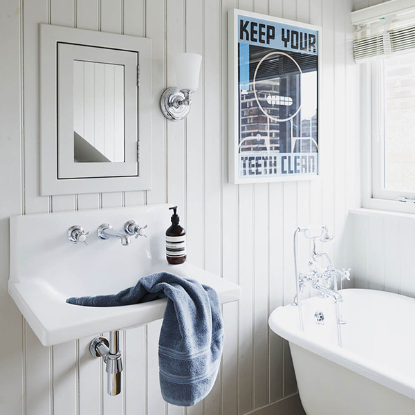 Kinkiet ścienny Huguenot Lake FE-HUGOLAKE1BATH Feiss IP44 szkło chrom