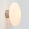 Lampa ścienna Locus 108538 Markslojd owalna do salonu szklana biała