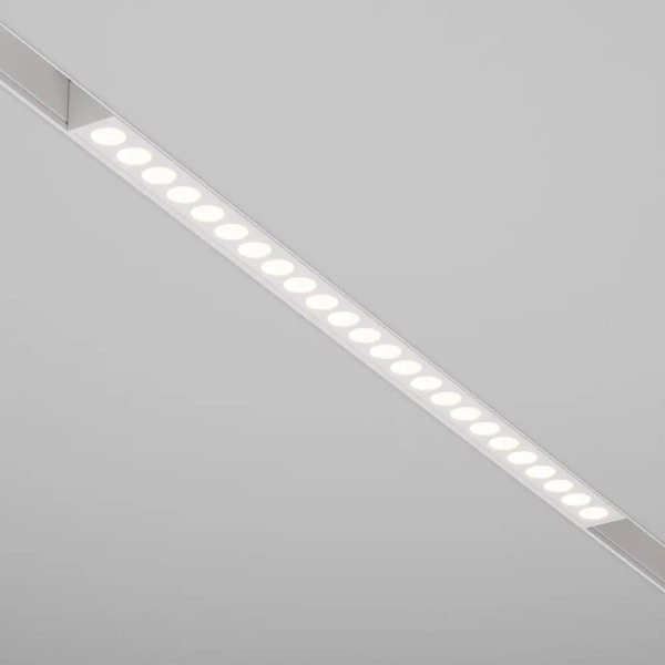 Magnetyczna lampa do systemu szynowego Exility TR031-4-24WTW-DD2-W biała