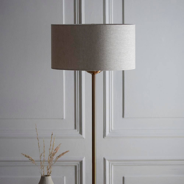 Podłogowa lampa do salonu Highclere 113461 z abażurem mosiądz antyczny