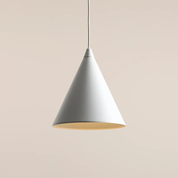 Stożkowa lampa wisząca FORM 1108G nad stół metalowa biała