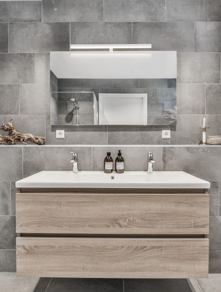Podłużna lampa ścienna VALLES LE42875 listwa LED 18W 3000K biała