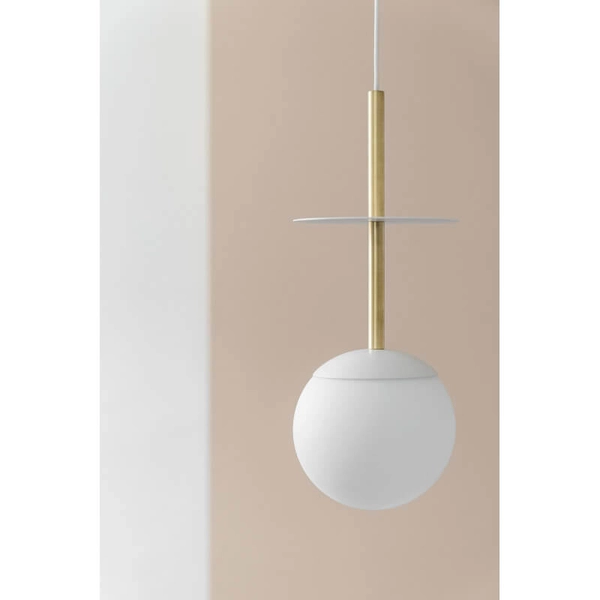 Lampa zwisowa do przedpokoju Plaat PLA131P0 okrągła biała mosiądz