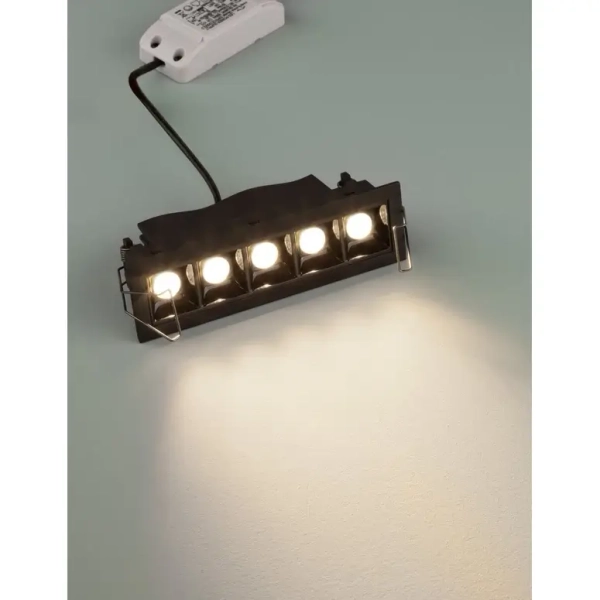 Lampa sufitowa podtynkowa CALINDA LE65121 LED 2W 3000K na taras IP32 czarny