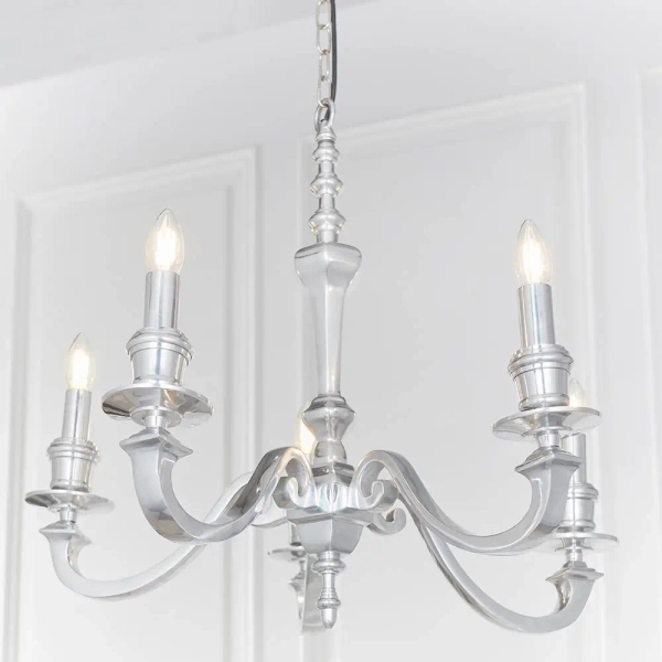 Klasyczna lampa wisząca Finsbury 73598 na łańcuchu świecznikowa srebrna