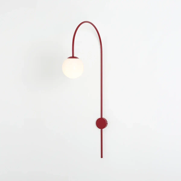 Ścienna lampa skandynawska UNA 1116C15 kula szklana czerwona