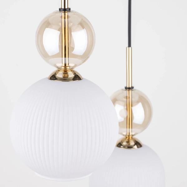 Wisząca lampa do przedpokoju Sophia Cognac ryflowana biały czarny