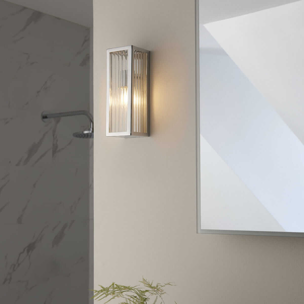 Elewacyjna lampa Newham 96221 Endon IP44 transparentna chrom