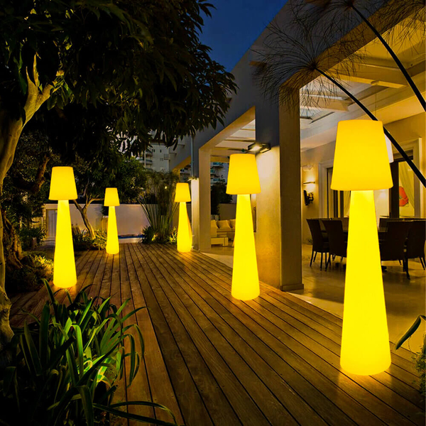 Stojąca lampa tarasowa Gardena ES-DC005 LED 5W RGBW IP65 z pilotem biała