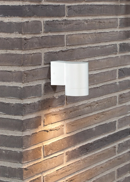 Lampa ścienna z czujnikiem PIR Tin 21509901 Nordlux ogrodowa IP54 biała