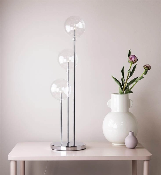 Świecznik dekoracyjny srebrny Master kule na komodę