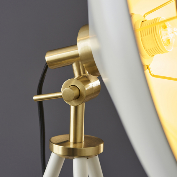 Podłogowa lampa na trójnogu L&-196563 Light& okrągła biała mosiądz