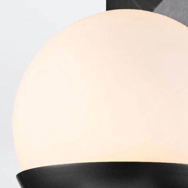 Szklany kinkiet ścienny Deco QN-DECO-1WB-BLK-O do łazienki kula IP44 czarny