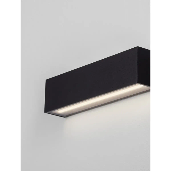 Prostokątny ścienny kinkiet RAVEZCO LE75197 LED 22W 3000K IP65 czarna