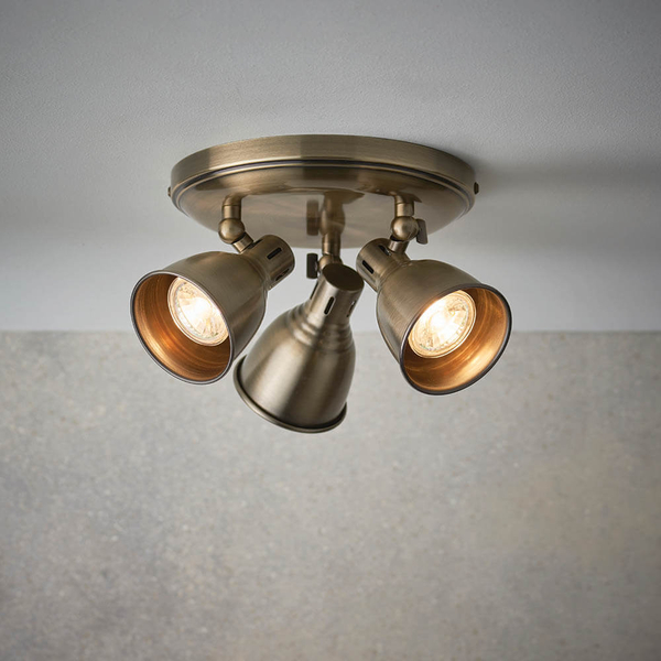Potrójna lampa sufitowa Westbury 76279 regulowane klosze vintage mosiądz