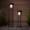 Solarna lampa stojąca do ogrodu Hallam 96930 metalowa IP44 czarna