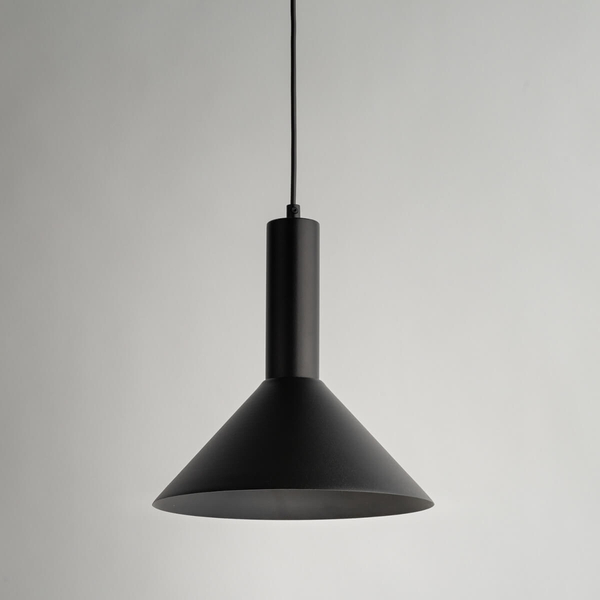Lampa zawieszana Vitrum 40810 Sigma stożek do jadalni czarna