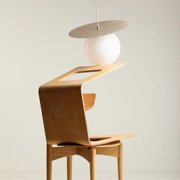 Salonowa lampa wisząca kula LOOP 1125G17_L Aldex szklana beżowy