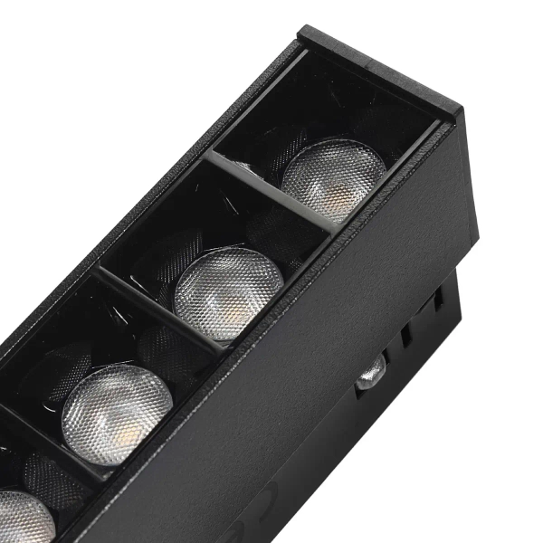 Sufitowa lampa magnetyczna do salonu 1252 LED 6W 3000K do szyn czarna