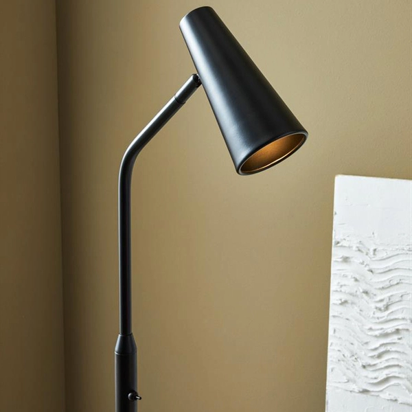 Podłogowa lampa salonowa Crest 108206 stojąca reflektorek czarny