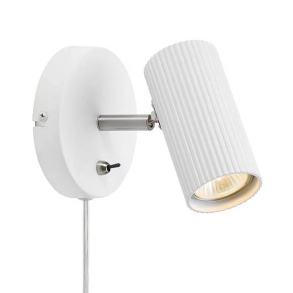 Ruchoma lampa ścienna Costilla biały reflektorek do sypialni