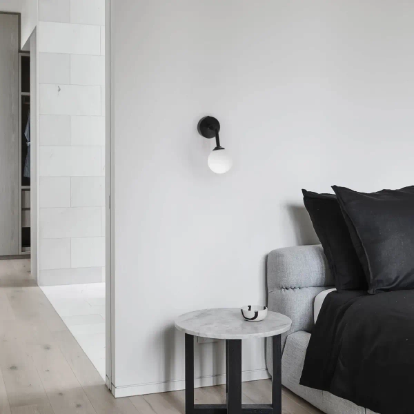 Kinkiet lampa ścienna DORADO LP-002/1W BK Light prestige loftowa oprawa szklana kula czarna biała