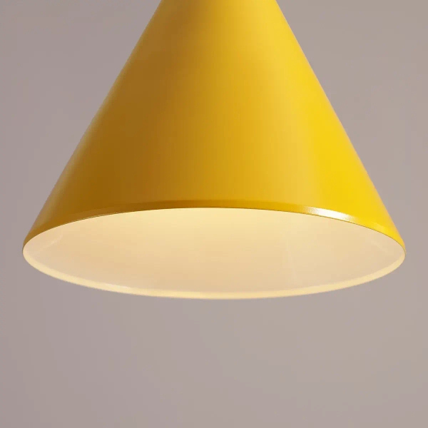 Wisząca lampa salonowa Form 1108G14 Aldex stożkowa z metalu żółta