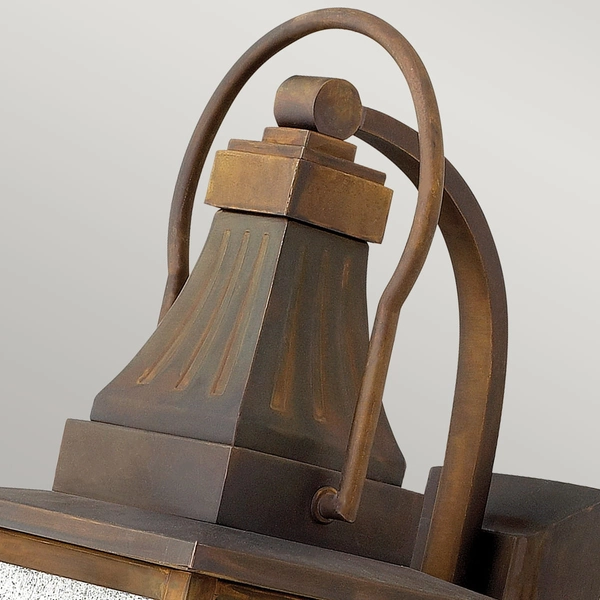 Latarnia naścienna HK-MONTAUK-M Hinkley do ogrodu szklana lampion mosiądz