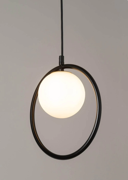 Czarna lampa wisząca Ring nowoczesny zwis szklana kula