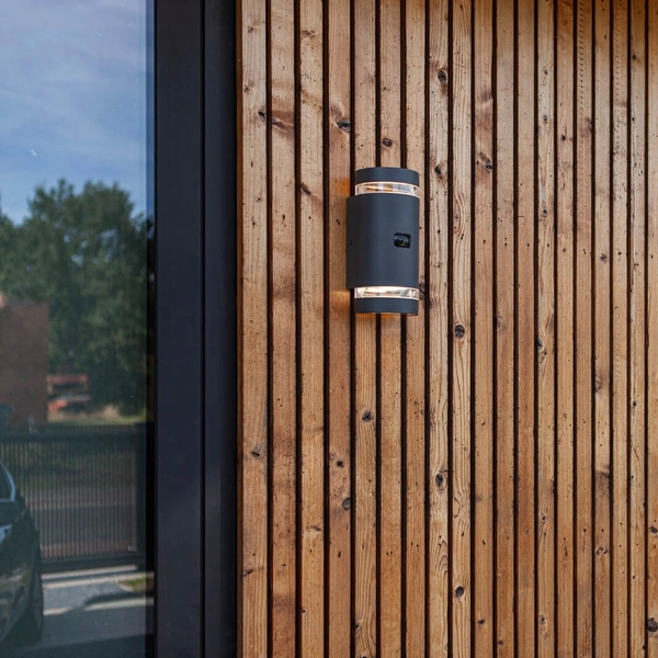 Ścienna lampa natynkowa FOCUS 5604014118 Lutec IP44 z czujnikiem szara