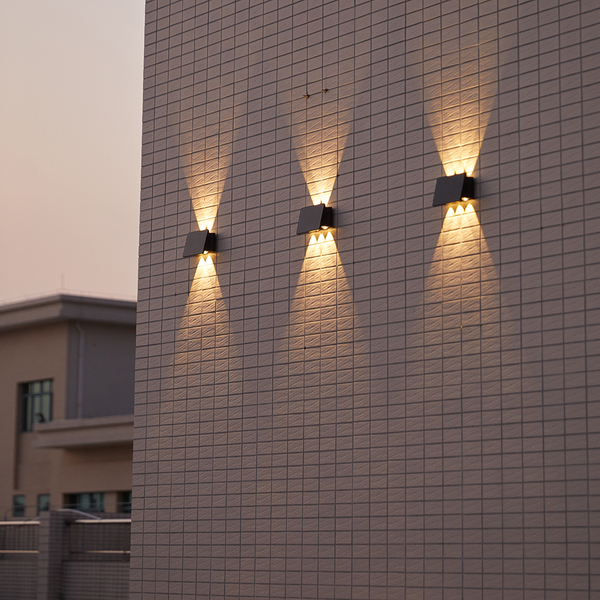Kinkiet solarny Alf EKO9099 Ekolight LED 4W 3000K góra-dół IP54 czarny