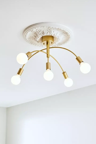 Złota lampa sufitowa Cygnus oprawki na żarówki do salonu