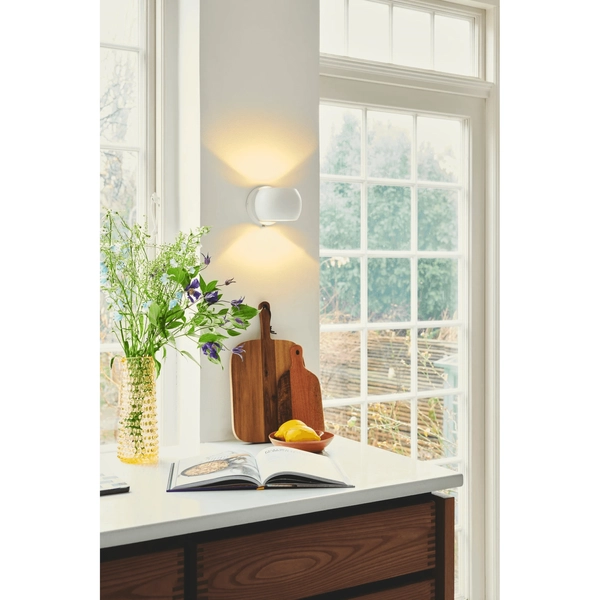 Regulowana lampa ścienna do sypialni BELIR 2312201001 biały