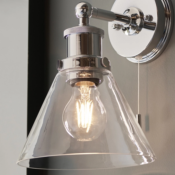 Loftowa lampa ścienna L&-195513 Light& stożkowy klosz IP44 chrom