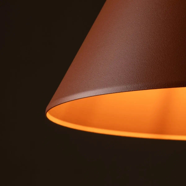Salonowa lampa wisząca CONO 10065 trójkątna czerwony