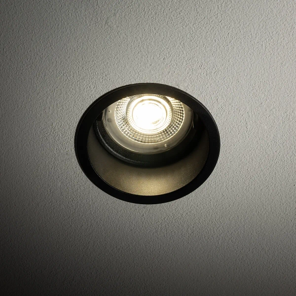 Wpuszczane oczko sufitowe CUP 10789 do jadalni czarne