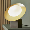 Stołowa lampa modernistyczna L&-192038 Light& okrągła złota brązowa