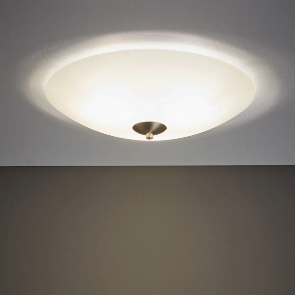 Sufitowa lampa sypialniana Polar nad łóżko biała stal