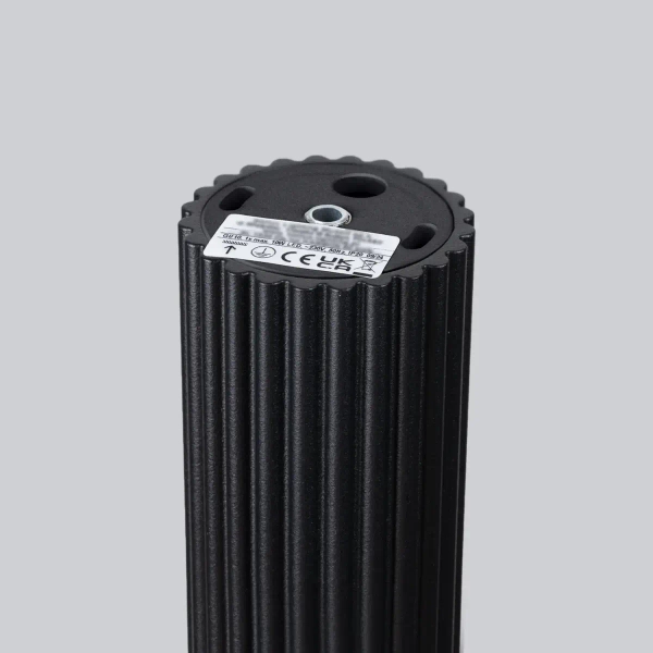 Lampa podłużna sufitowa KARBON SL.1569 ryflowana tuba czarna