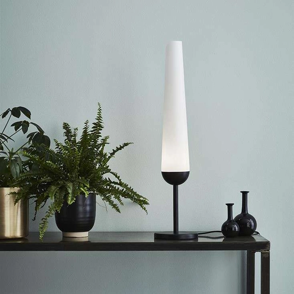 Lampka biurkowa modern BERN 107905 Markslojd szklana tuba biała czarna