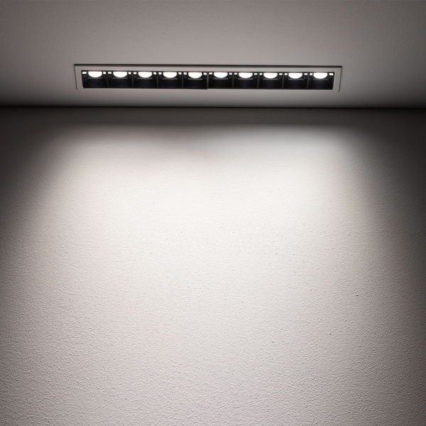 Nasufitowy reflektor Mini 10046 Nowodvorski LED 20W 4000K biały
