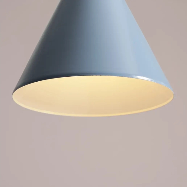 Nowoczesna lampa podłogowa Form Floor 1108A16 Aldex do sypialni niebieska