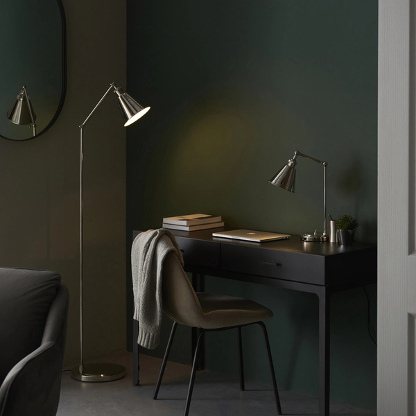 Stołowa lampa vintage L&-197836 Light& z regulacją stożek nikiel