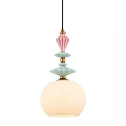 Ceramiczna wisząca lampa 22079 szkło opalowe do przedpokoju mosiądz