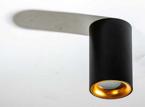 Natynkowa lampa przysufitowa Eiger AZ4261 IP54 czarna złota